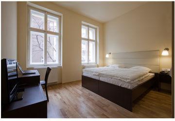 Trevi Hotel 4*